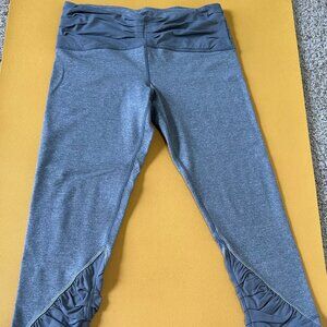 Lululemon Embrace Crops Heathered Blurred Grey w/Grey Trim RARE COLOR
